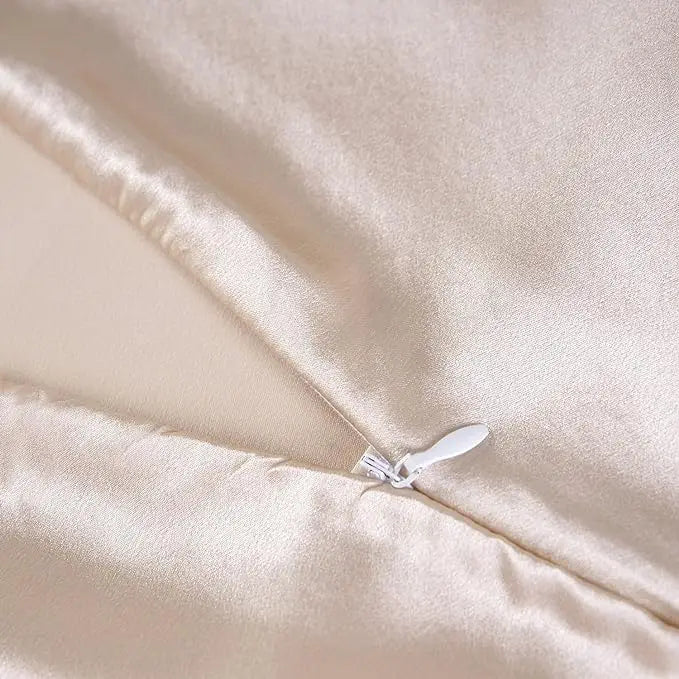 Pure Silk Pillowcase – 100% Mulberry, Hypoallergenic & Gentle on Skin